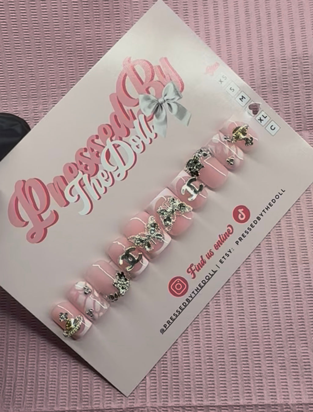 Pink kitty bling nails