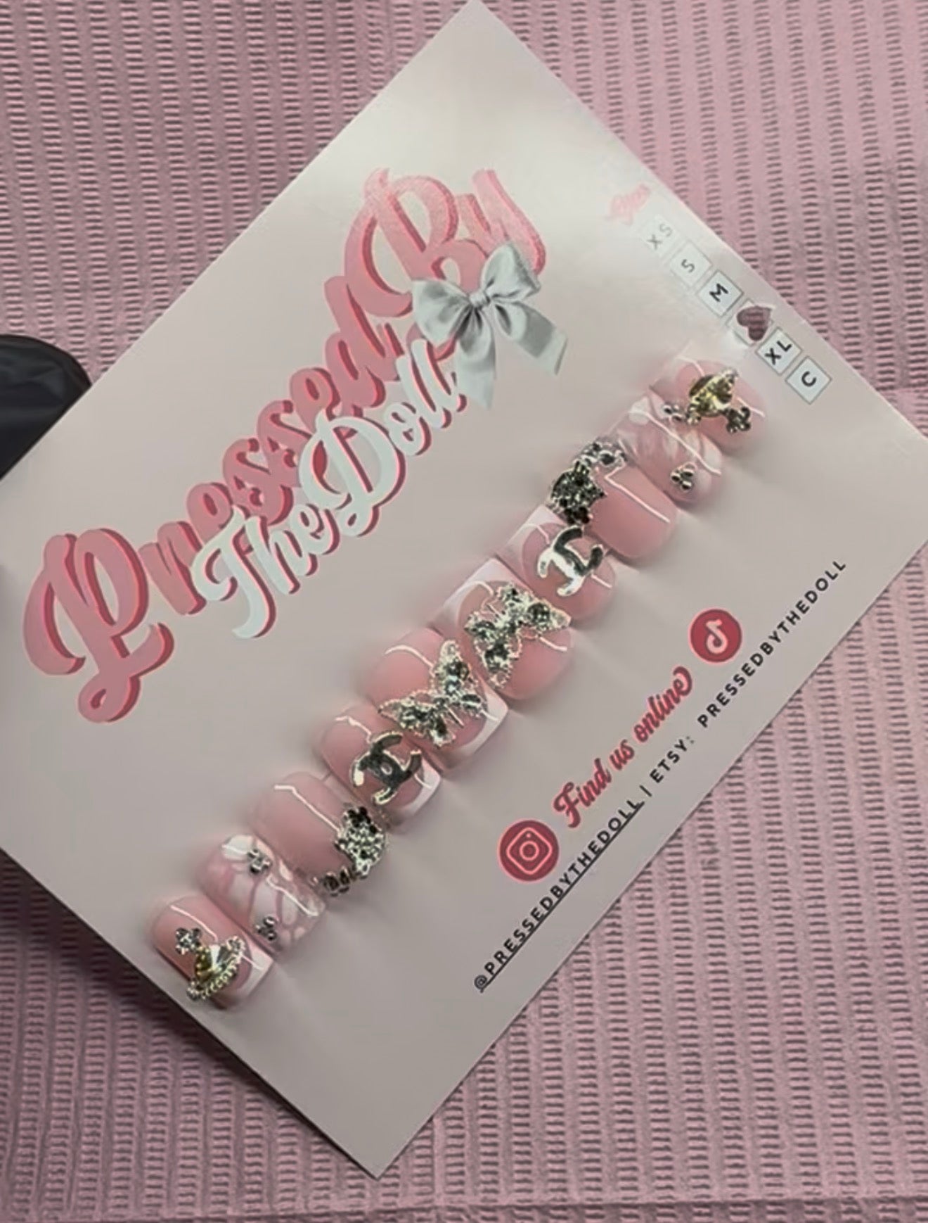 Pink kitty bling nails